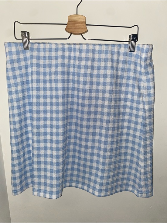 Vero Moda Dresses & Skirts - Vero Moda Blue and White Gingham Mini Skirt